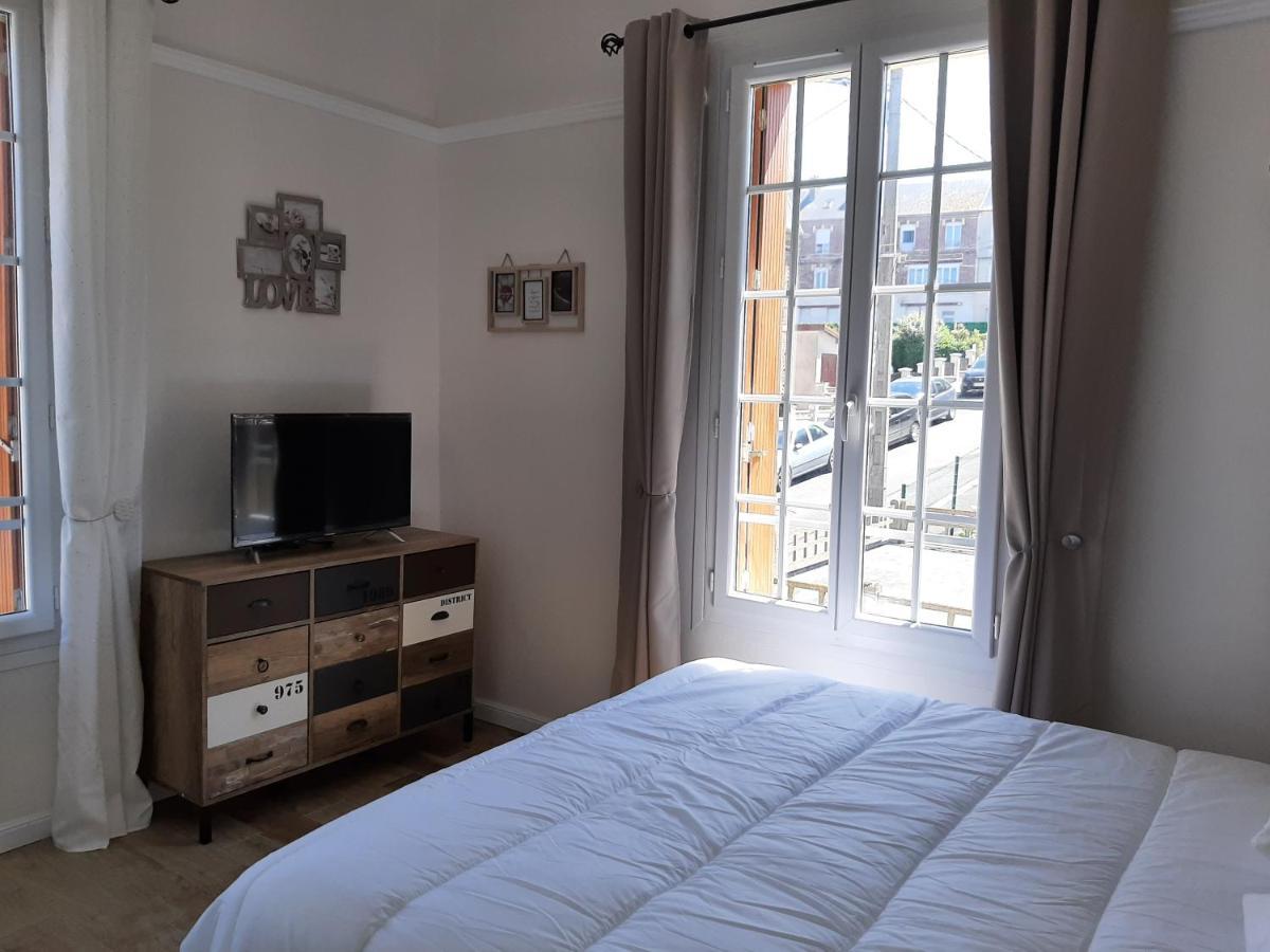 Au Gre Des Marees, Appartement Face A La Mer, Classe 3 Etoiles Ольт Екстер'єр фото